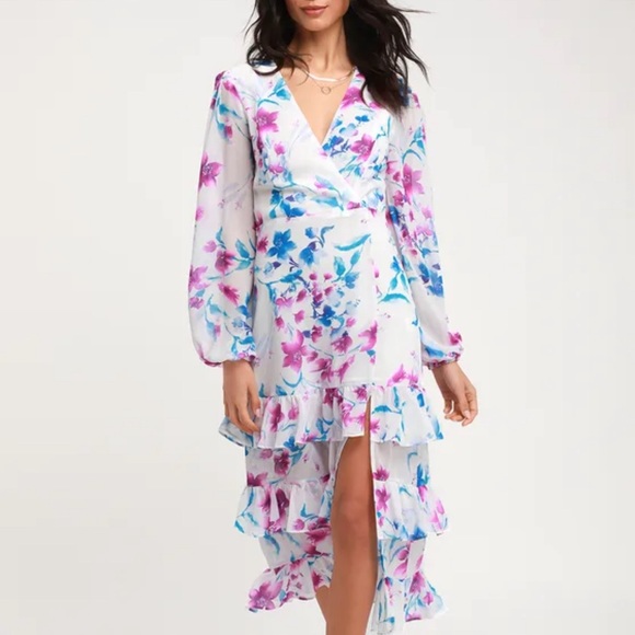 Lulus Dresses & Skirts - NWT Lulu’s Sweet Sunday Floral Print Long Sleeve Midi Dress Medium